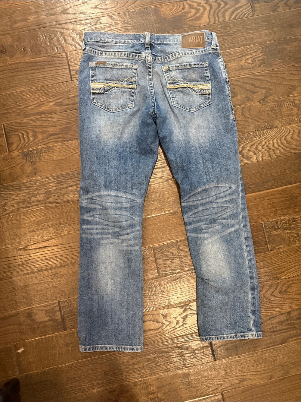 Ariat Men's Light Blue Relaxed Straight Leg Jeans 34x32 - Picture 5 of 8
